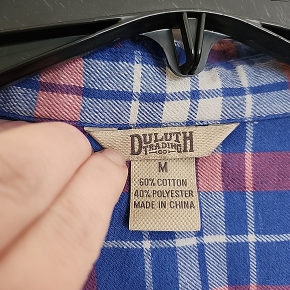 Duluth Flannel Pocket Tunic Top Women’s Size M Snap Front Pullover Plaid Classic - Picture 2 of 3